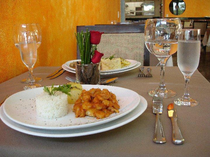 Bristol Praia Do Canto Vitoria Restaurant photo